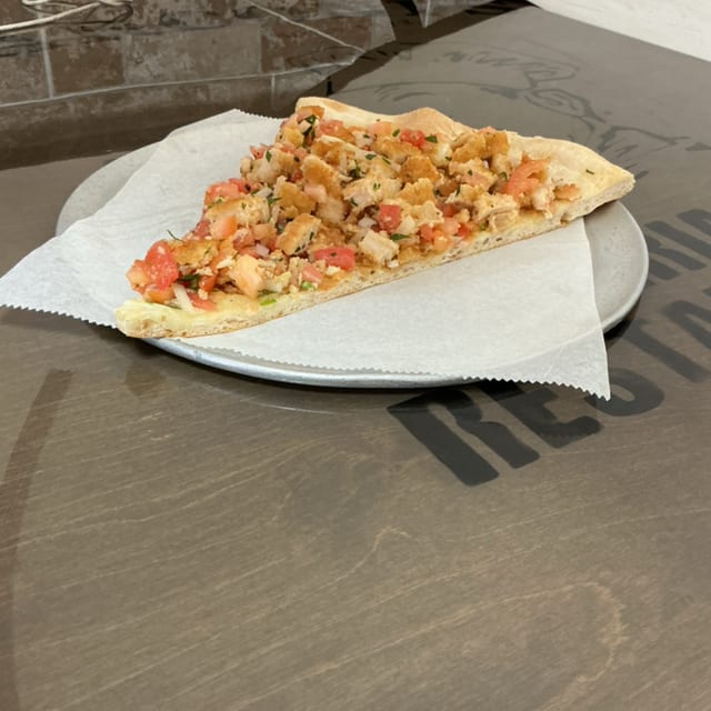 Slice Chicken Tomato&Onions.