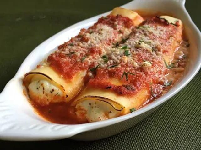 Manicotti.