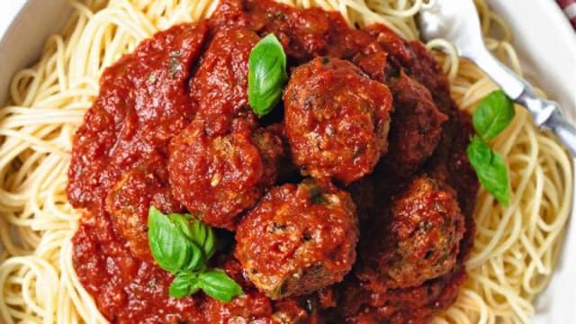 Spaghetti & Meatballs.
